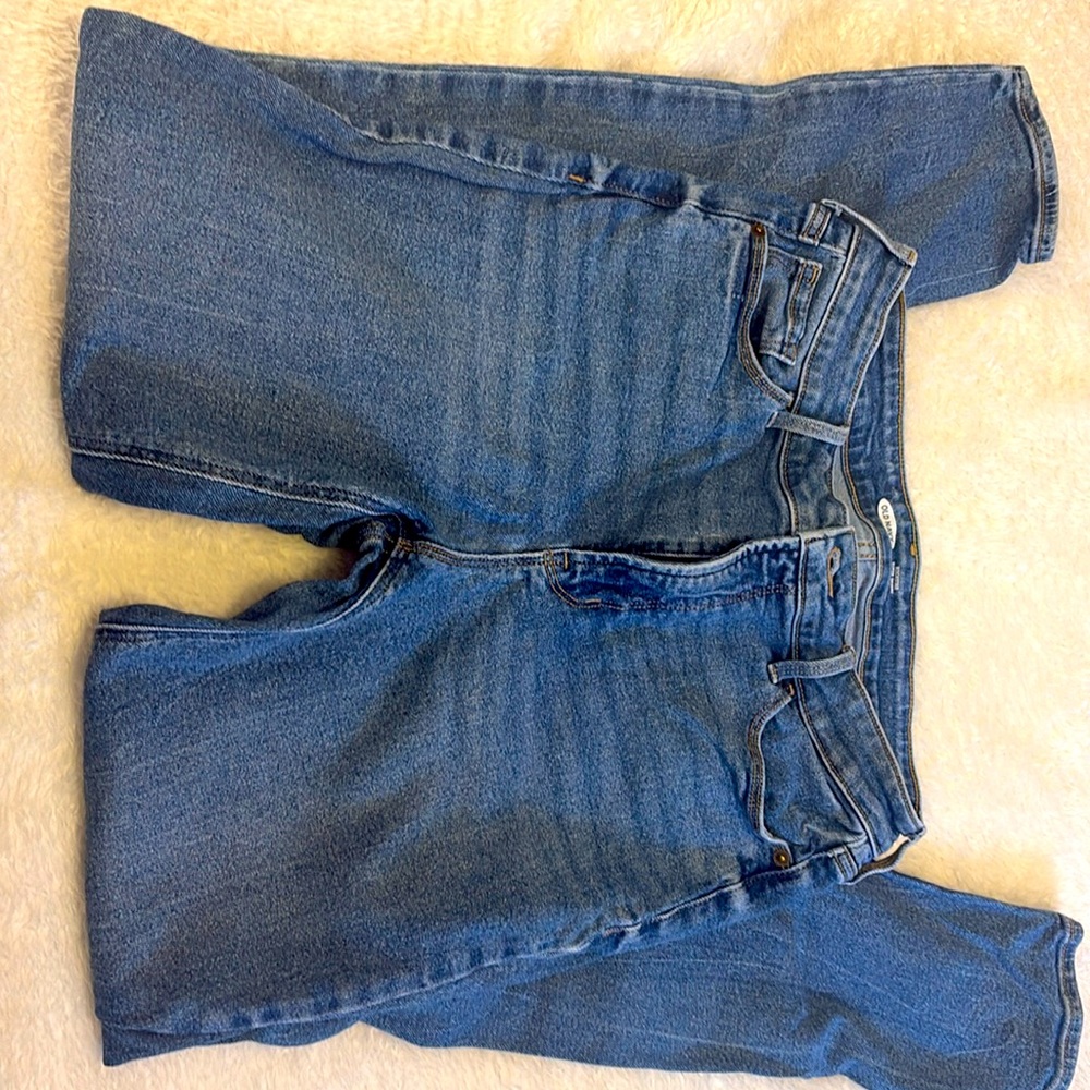 ✨ Like New Old Navy Rockstar High Rise Jeans